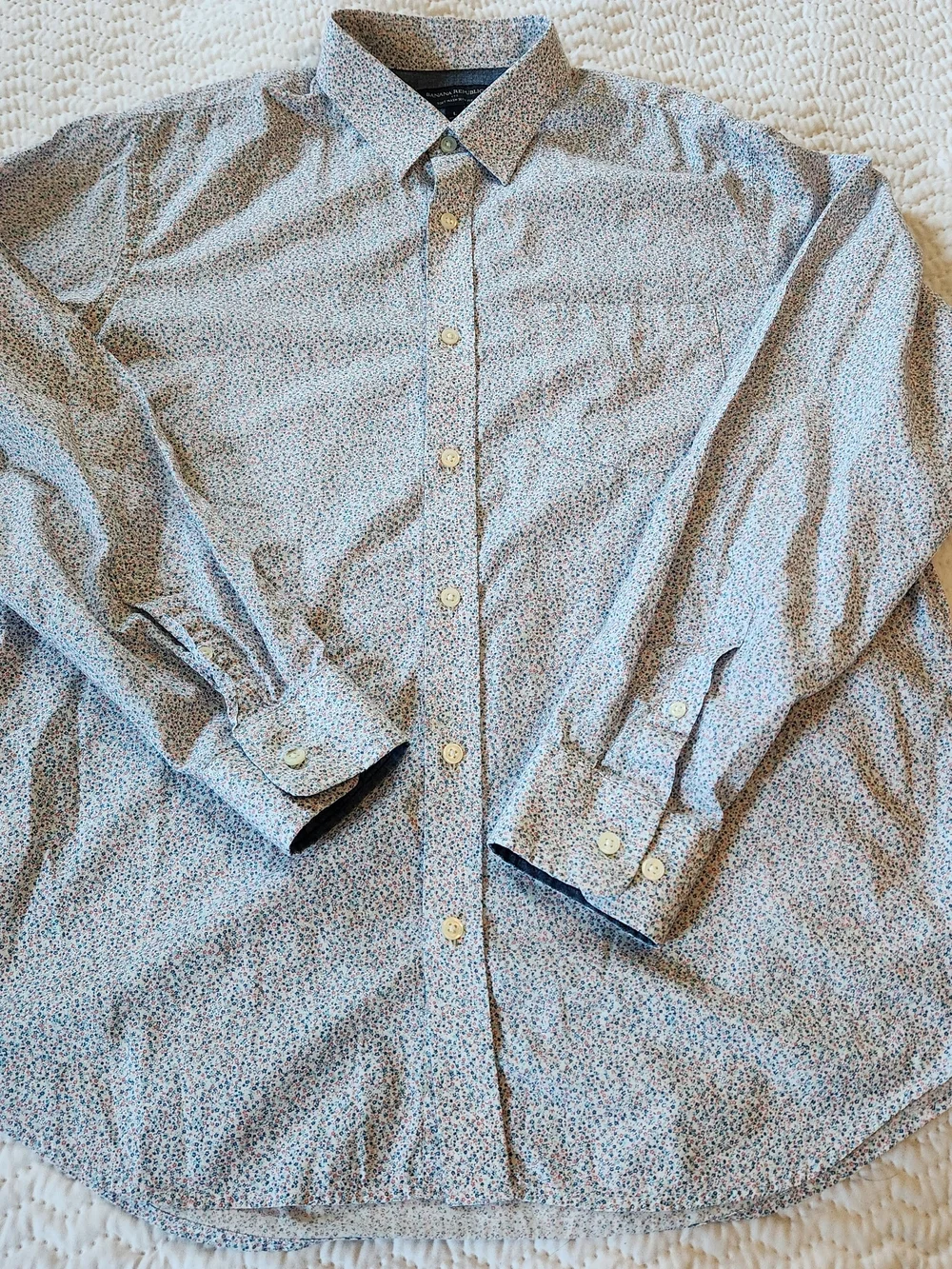 Banana Republic Men’s Light Blue Micro Floral Button-Down Shirt